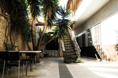 A Place 4 U Below Acropolis Athens Exterior photo